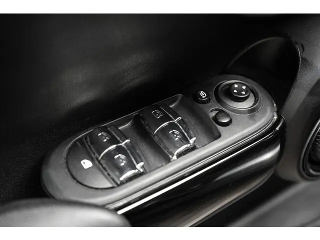 MINI Cooper Mini 1.5 2022 Benzine 12