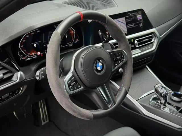 BMW 3 Serie 318i High Executive 2021 Benzine 9
