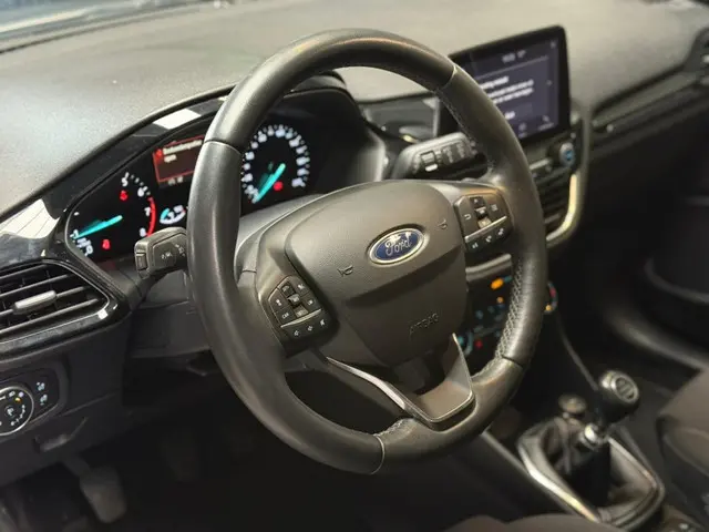 Ford Fiesta 1.0 EcoB. Titanium 2020 Benzine 15