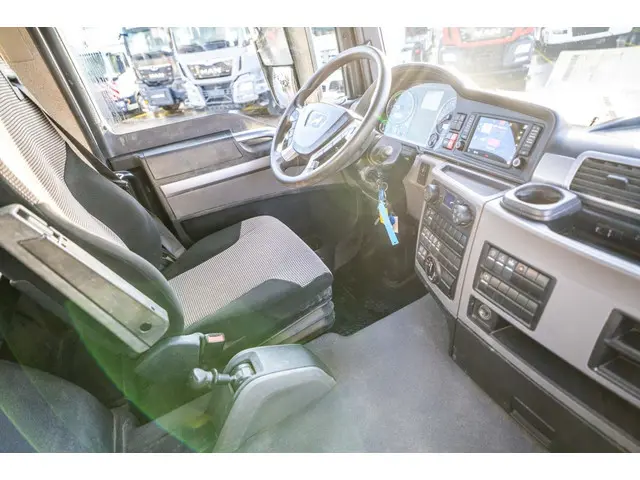 MAN TGS 33.470 BL - 64 456 KM 2021 Diesel 14
