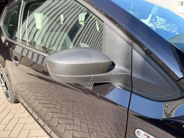 Volkswagen up! 1.0 groove up! BlueMotion 2015 Benzine 14