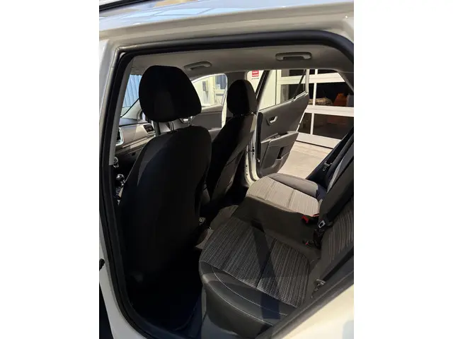 Kia Stonic 1.0 T-GDi MHEV ComfortLine 2022 Benzine 8