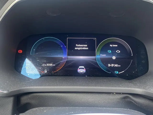 Renault Captur Techno 2023 Hybride Benzine 16