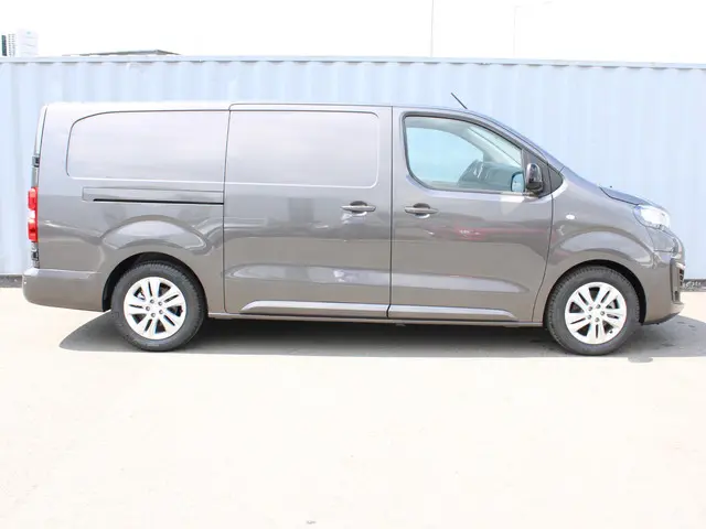 Peugeot e-Expert EV L3 75 kWh 2025 Elektrisch 8