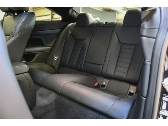 BMW 4 Serie Coupé 430i High Executive 2023 Benzine 13