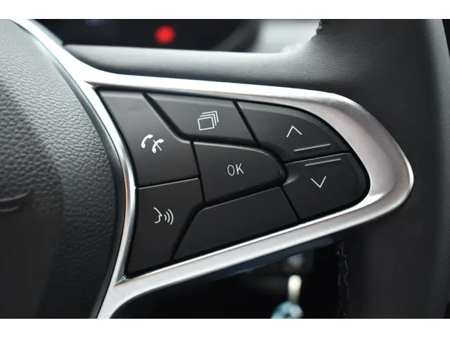 Renault Clio TCe 90 GPF evolution 2024 Benzine 20