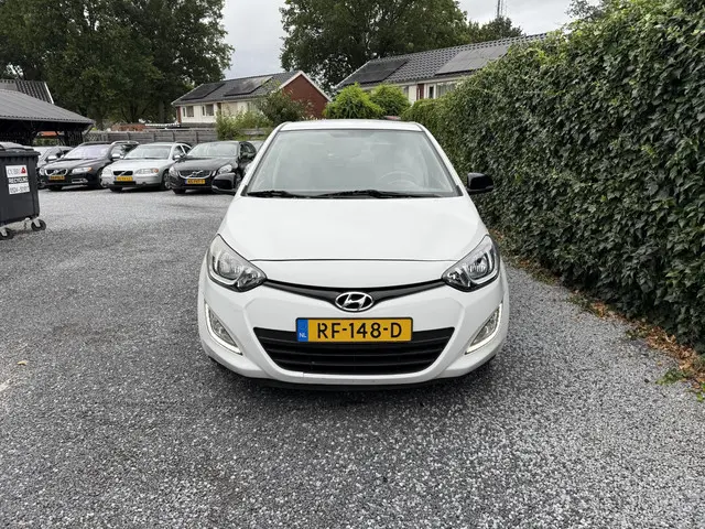 Hyundai i20 1.2i i-Motion 2014 Benzine 7