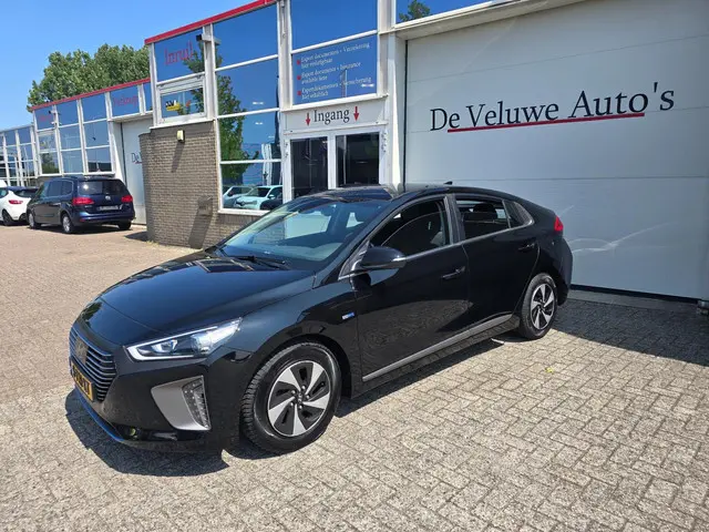 Hyundai IONIQ 1.6 GDi i-Motion 2018 Hybride Benzine 2