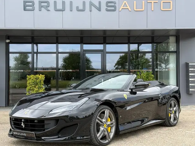 Ferrari Portofino V8 HELE 2019 Benzine
