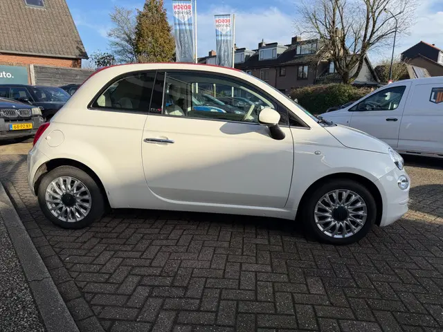 Fiat 500 1.2 Lounge 2019 Benzine 4