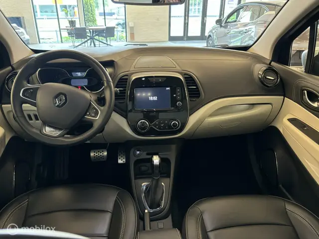 Renault Captur 1.2 TCe Initiale Paris 2017 Benzine 12