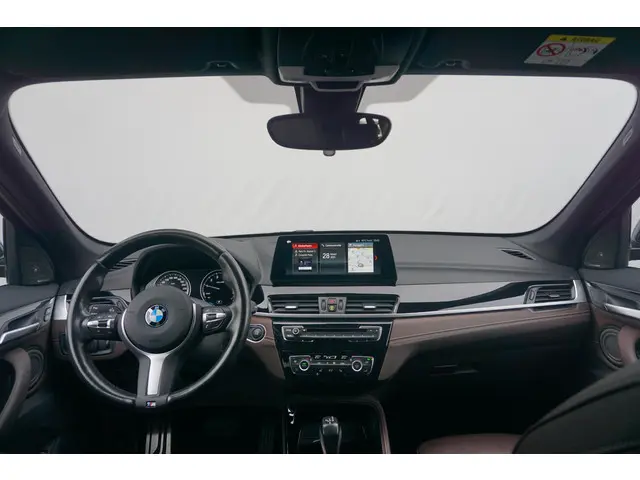 BMW X1 xDrive25e 2021 Hybride Benzine 9