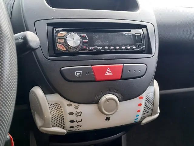 Citroën C1 1.0 Attraction 2013 Benzine 19