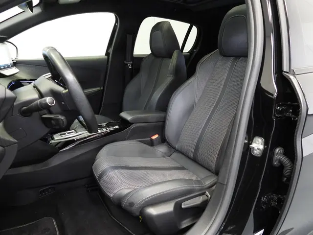 Peugeot e-208 EV GT 350 50 kWh 2022 Elektrisch 32