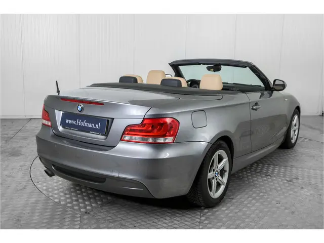 BMW 1 Serie Cabrio 120i High Executive 2012 Benzine 26