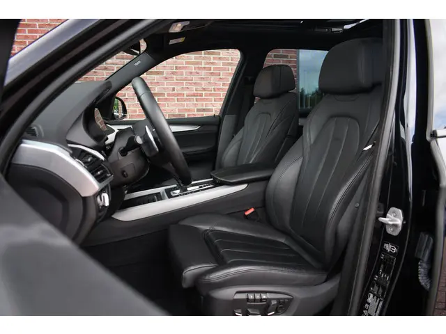 BMW X5 xDrive30d M-Sport 2014 Diesel 4