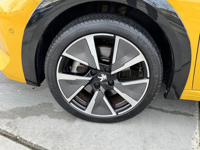 Peugeot e-208 EV GT-Line 350 50 kWh 2020 Elektrisch 3