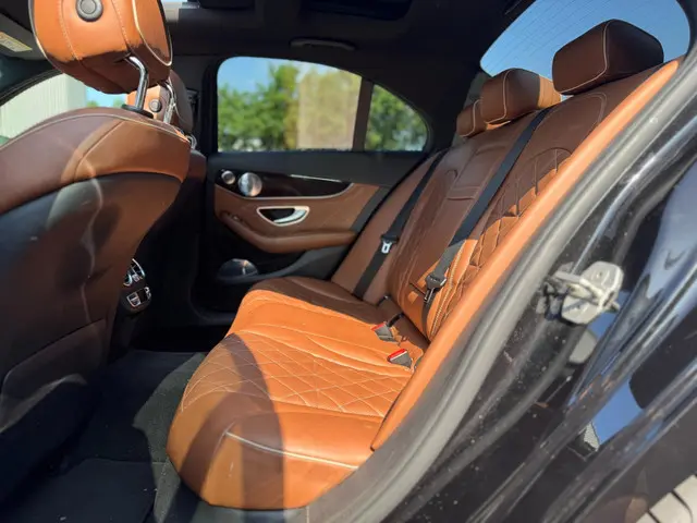 Mercedes-Benz C-Klasse AMG 63 S Edition 1 2015 Benzine 21