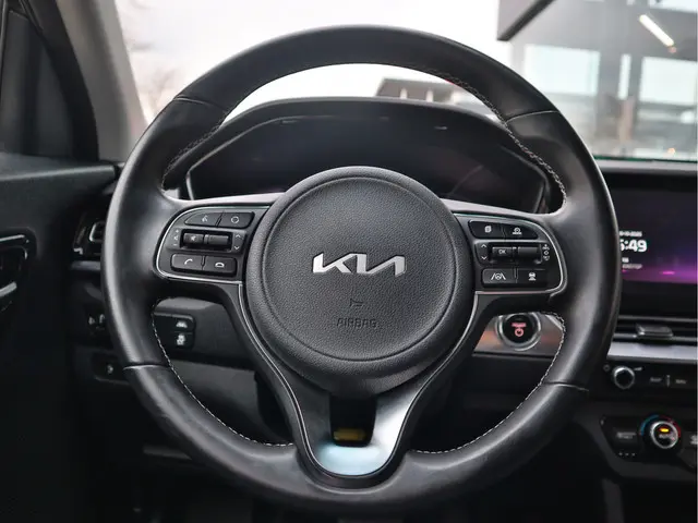 Kia e-Niro DynamicLine 64 kWh 2022 Elektrisch 13