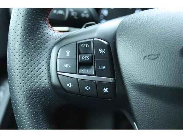 Ford Focus WAGON 1.5 ECOBOOST ST-LINE AUT 2020 Benzine 21