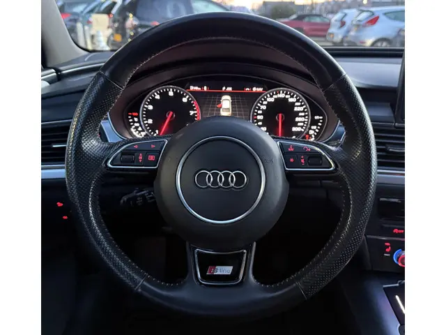 Audi A6 Limousine 2.8 FSI Pro Line S 2012 Benzine 12