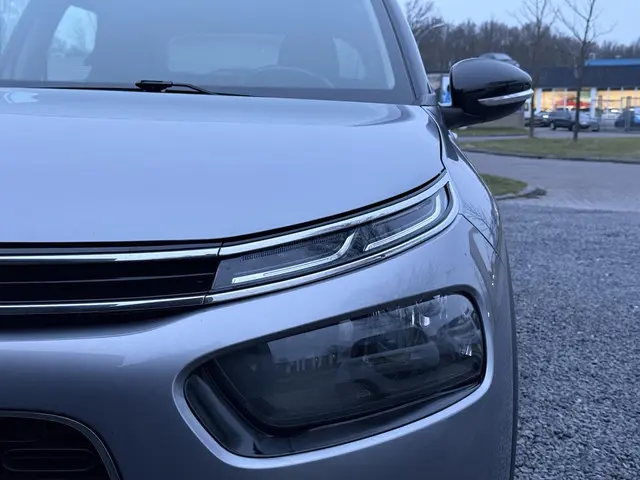 Citroën C4 Cactus 1.2 PureTech Feel 2019 Benzine 36