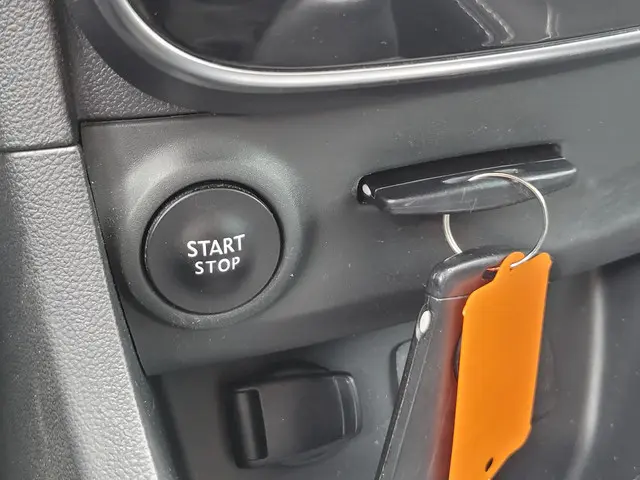 Renault Clio 0.9 TCe Limited 2018 Benzine 21