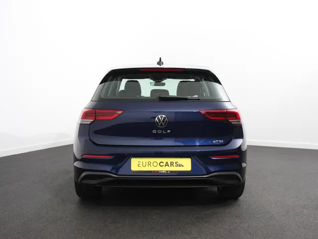 Volkswagen Golf 1.0 eTSI Life Business 2023 Benzine 4