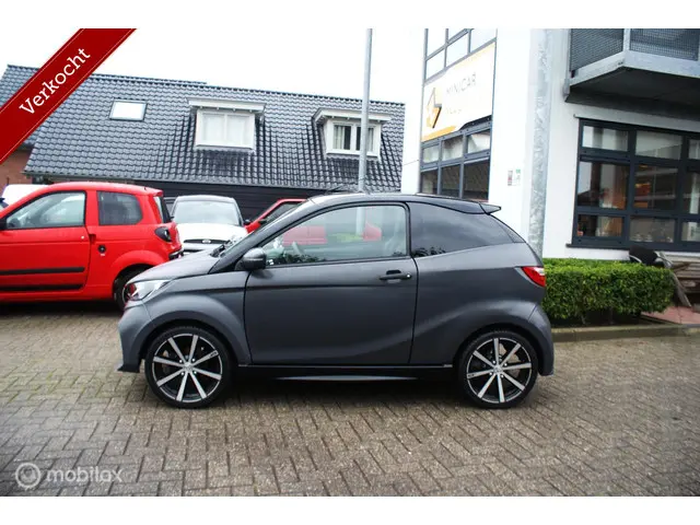 Aixam Coupé Brommobiel e Premium GTI 2023 Elektrisch 2