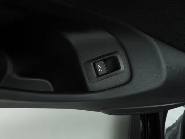 BMW 5 Serie Sedan 530e 2024 Hybride Benzine 55