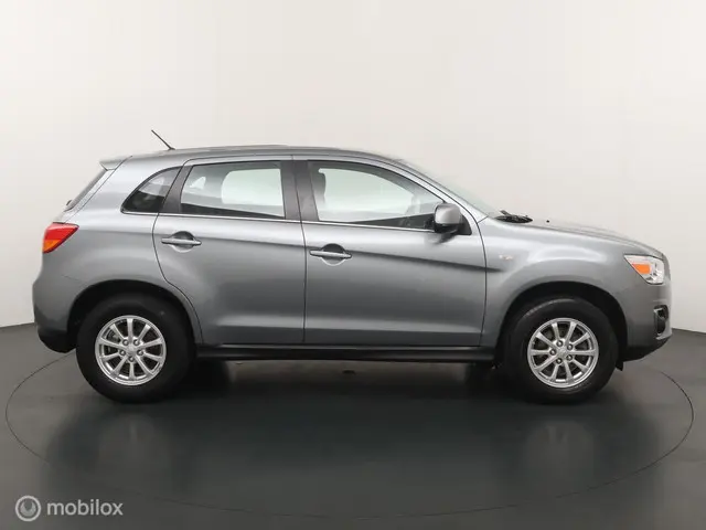 Mitsubishi ASX 1.6 Cleartec Bright 2015 Benzine 6