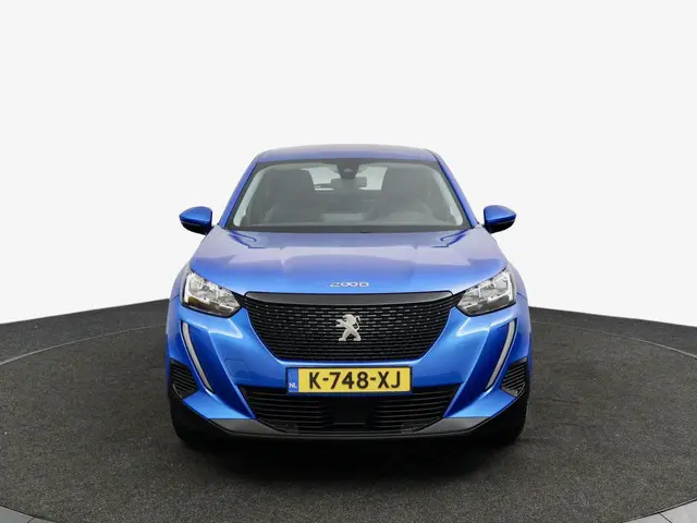 Peugeot 2008 1.2 PureTech Active blauw 2021 Benzine 10