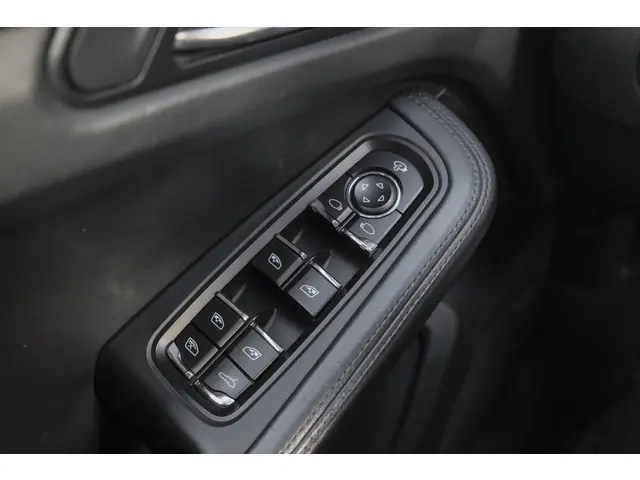 Porsche Macan S 3.0 D 258pk 2015 Diesel 33