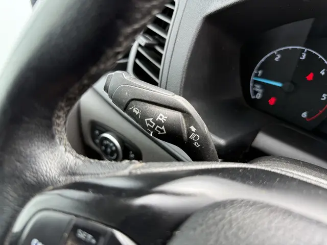 Ford Transit Custom 2.0 TDCI 130PK 2021 Diesel 21