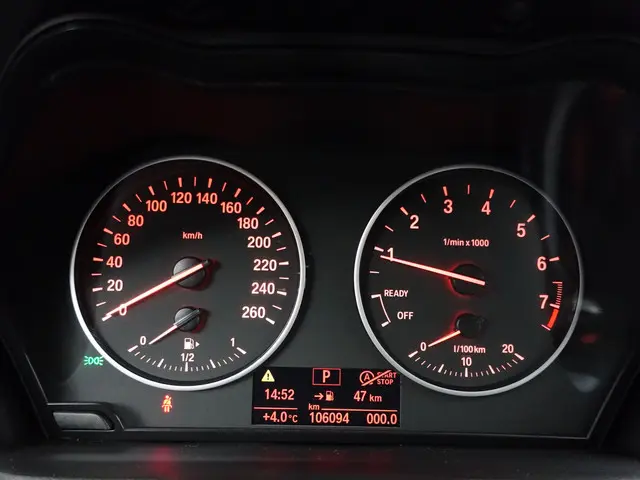 BMW X1 sDrive18i High Executive Aut- 2017 Benzine 15