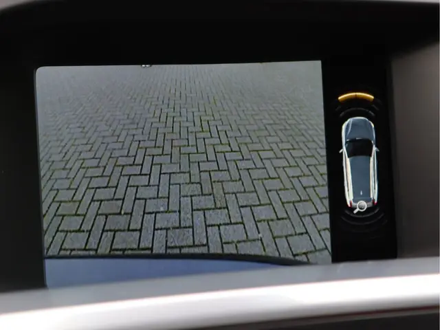 Volvo V60 2.4 D6 AWD Plug-In Hybrid 2015 Hybride Diesel 57