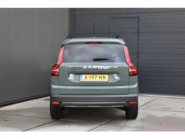 Dacia Jogger TCe 110 Expression 2023 Benzine 8