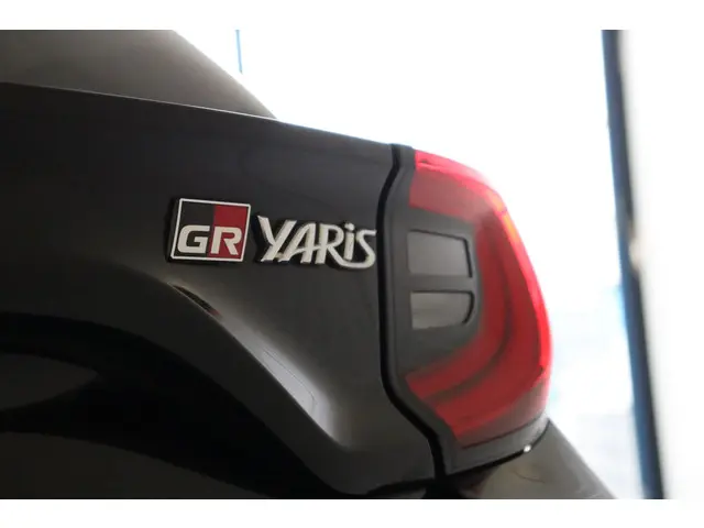 Toyota Yaris 1.6 GR Premium, 1ste eigenaar 2022 Benzine 44