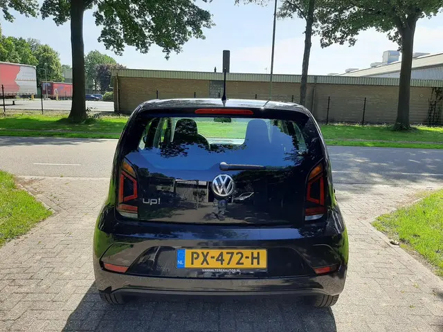 Volkswagen up! 1.0 BMT take up! Airco 5-Deurs 2017 Benzine 19