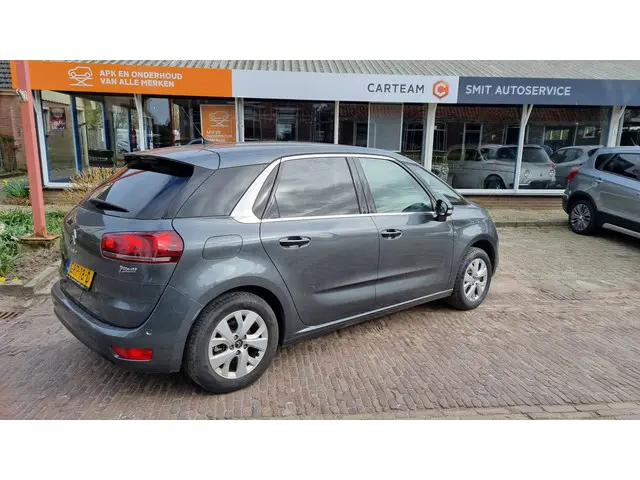 Citroën C4 Picasso 1.2 PureTech Selection 2017 Benzine 34