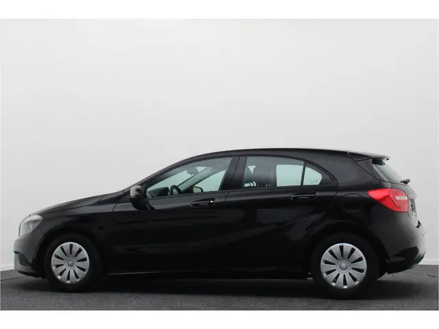 Mercedes-Benz A-Klasse 180 Economy 2015 Benzine 16