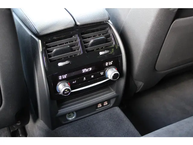 BMW 5 Serie Touring 520i 2022 Benzine 25