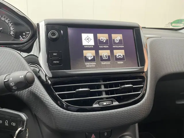 Peugeot 2008 PureTech 82 ETG Blue Lion 2016 Benzine 11
