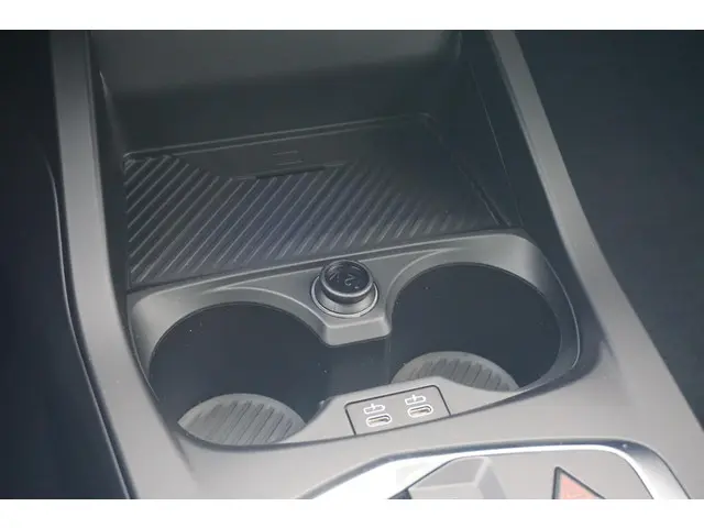 BMW 1 Serie 120 2026 Benzine 13