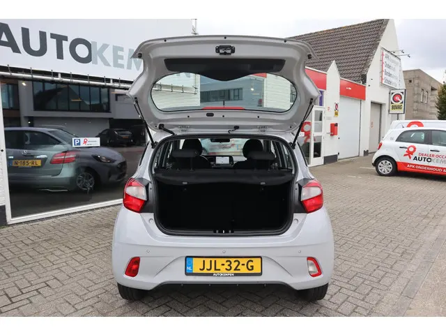 Hyundai i10 1.0 PREMIUM 2025 Benzine 19