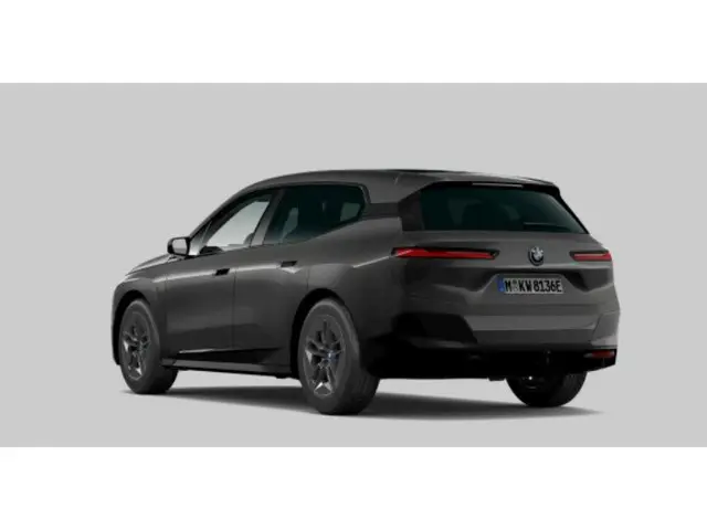 BMW iX xDrive40 Executive 77 kWh 2024 Elektrisch 2