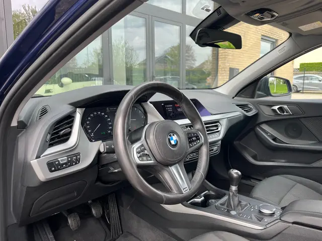 BMW 1 Serie 118i NIEUW MODEL, 140 Pk 2019 Benzine 13