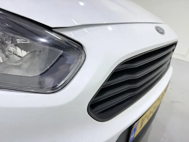 Ford Transit Courier Van 1.5 TDCI Airco NAP 2016 Diesel 16