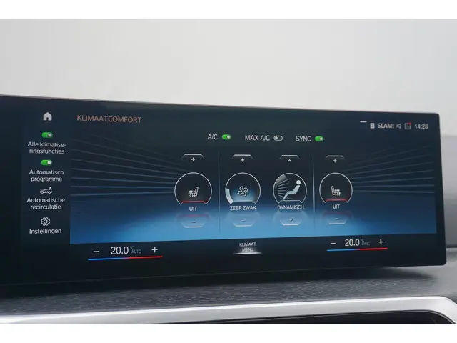 BMW 3 Serie Touring 330e xDrive 2022 Hybride Benzine 24