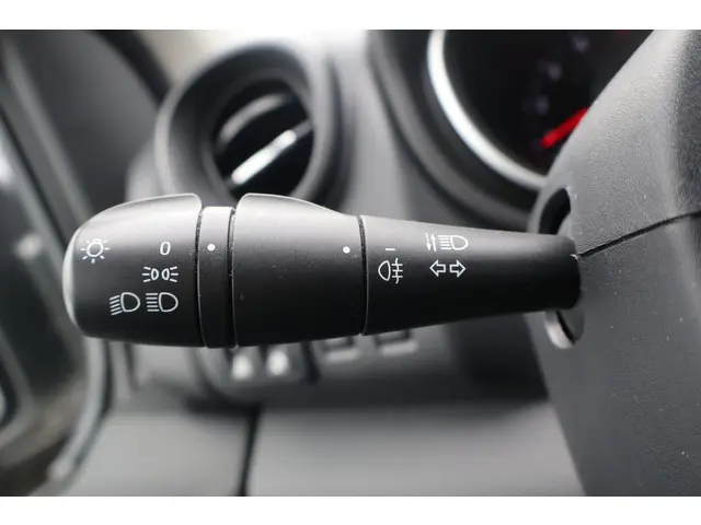 Renault Trafic 2.0 dCi 145pk L2 H1 Automaat 2020 Diesel 30